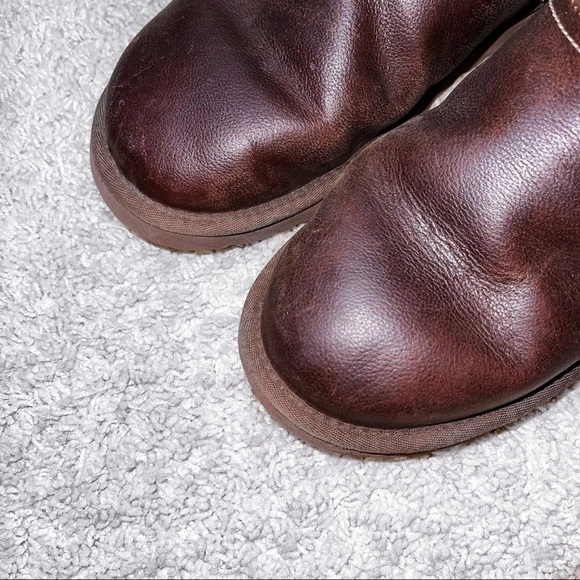 Ugg Mariana Water Resistant Brown Short Boots - Picture 4 of 8